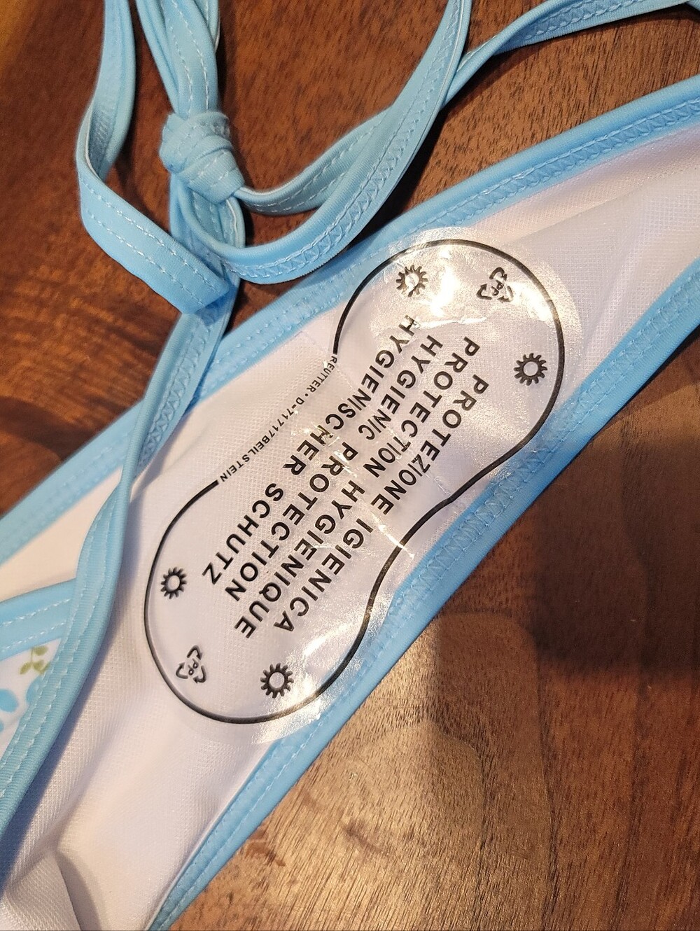 Baby Blue Daisy Print Tie Side Bikini Size Small NWOT - Picture 5 of 8